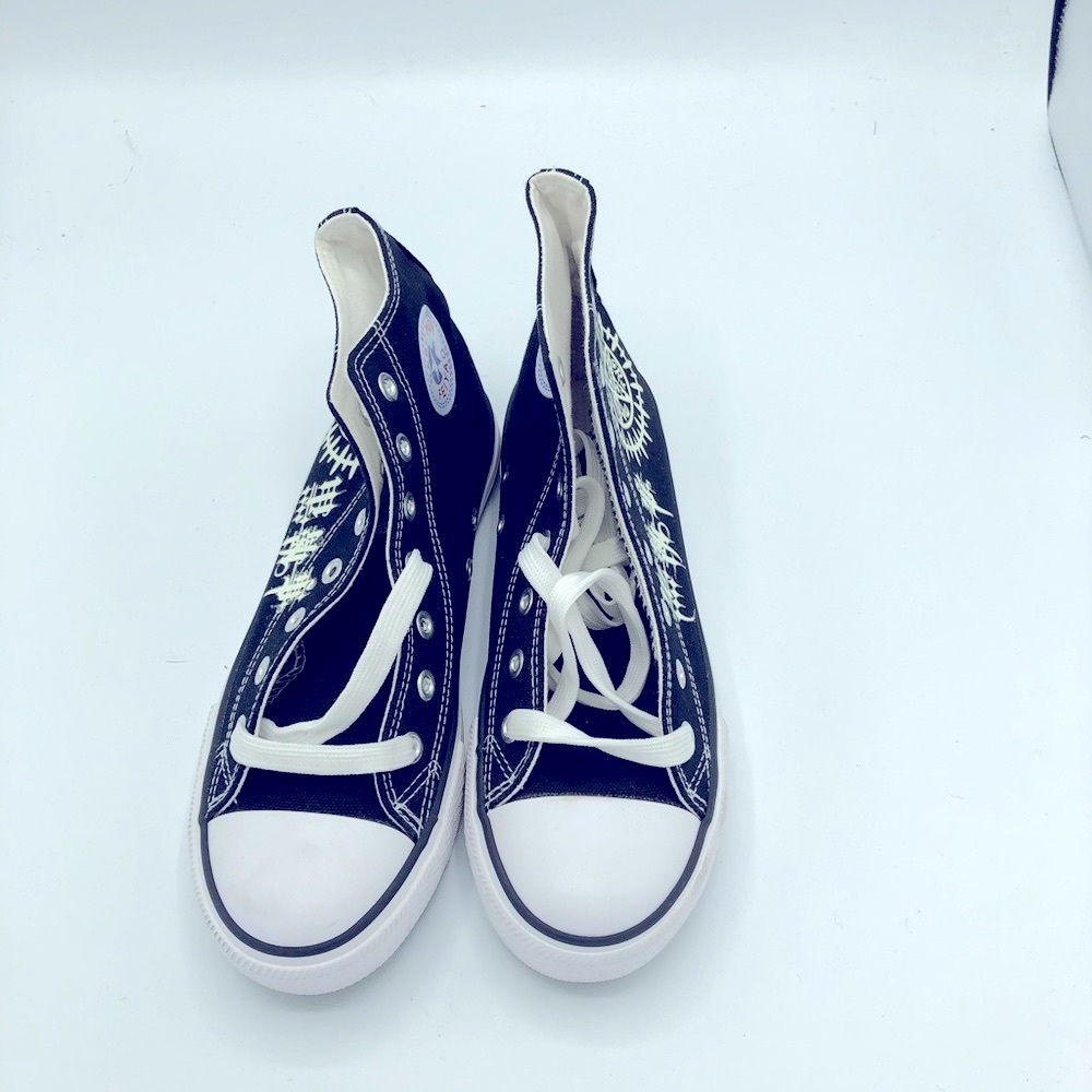 “NEW “BRIGHT HITOPS GLOW IN THE  DARK AWESOME UNIQUE SNEAKERS NEW NEW NEW - Picture 2 of 8